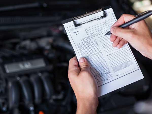 Autofficina-Revisioni-macchine-furgoni-Modena