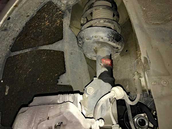 Problemi-macchina-usata-su-strade-sterrate